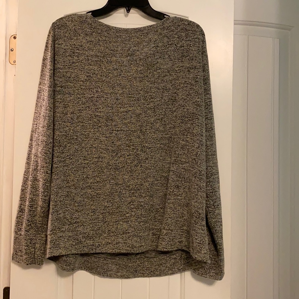3/$25 ♥️ by Champion multicolor open back long sleeve